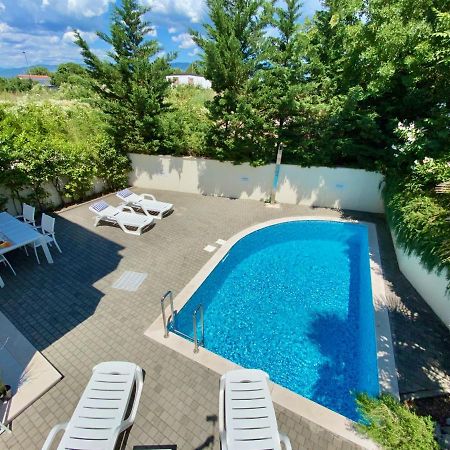 Private Pool And Mediterranean Garden Apt Mia سيلو المظهر الخارجي الصورة