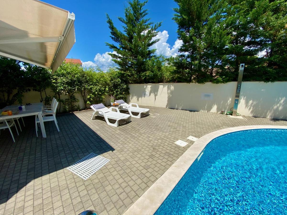 Private Pool And Mediterranean Garden Apt Mia سيلو المظهر الخارجي الصورة